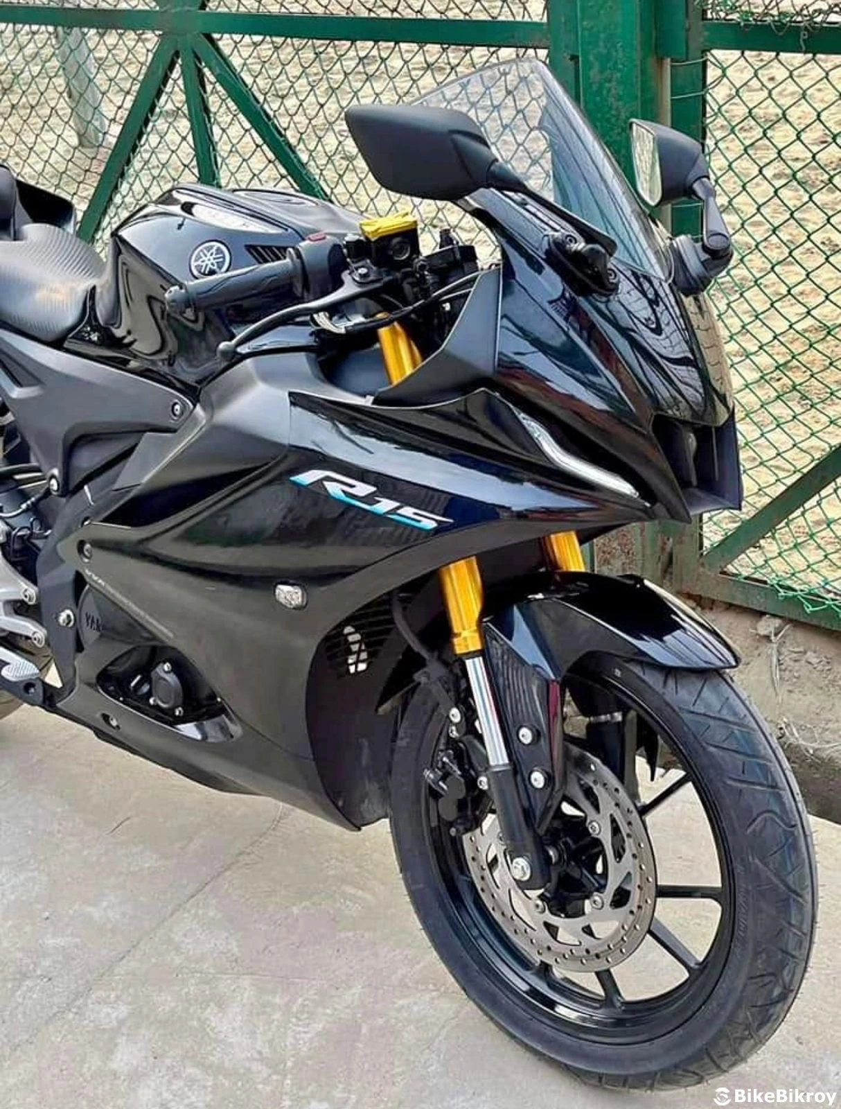 Yamaha R15 V4 Black Indo