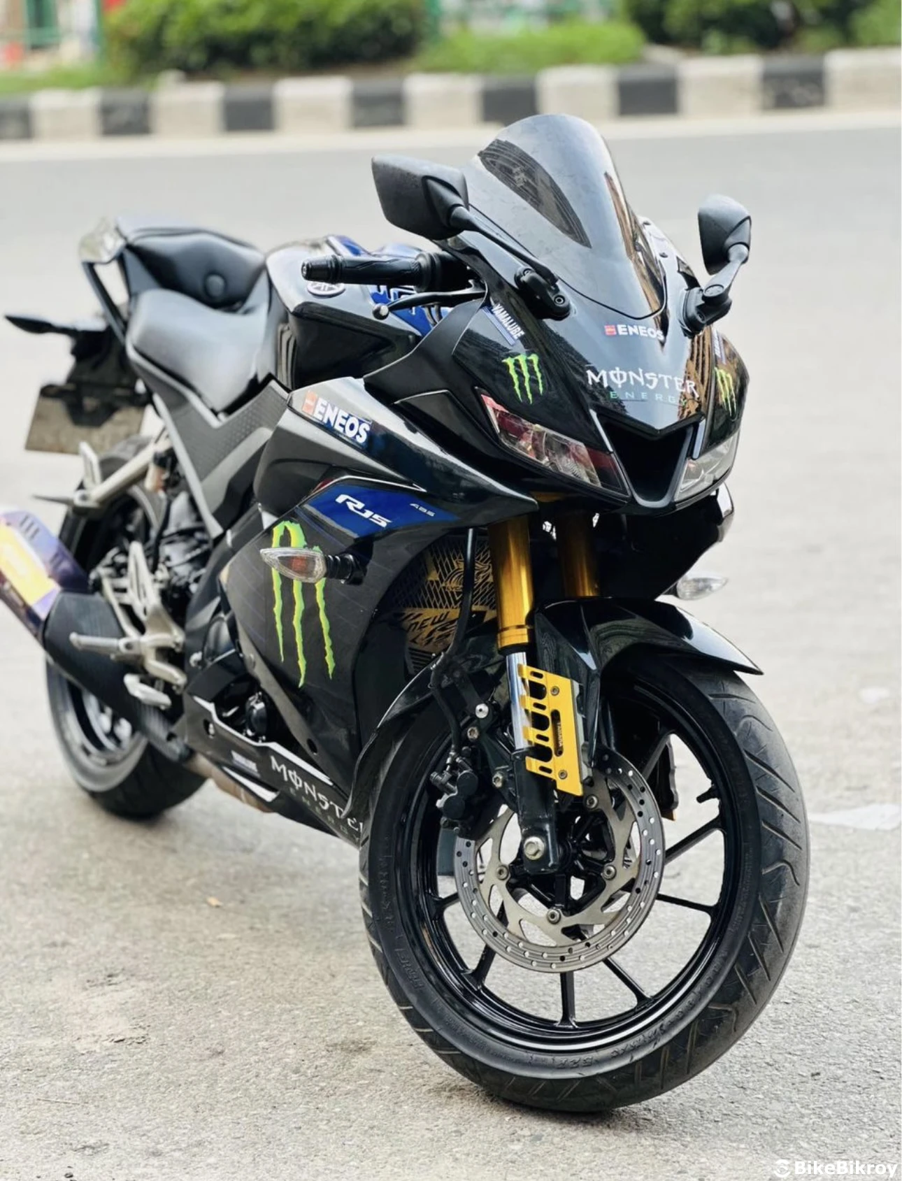 Yamaha R15 V3