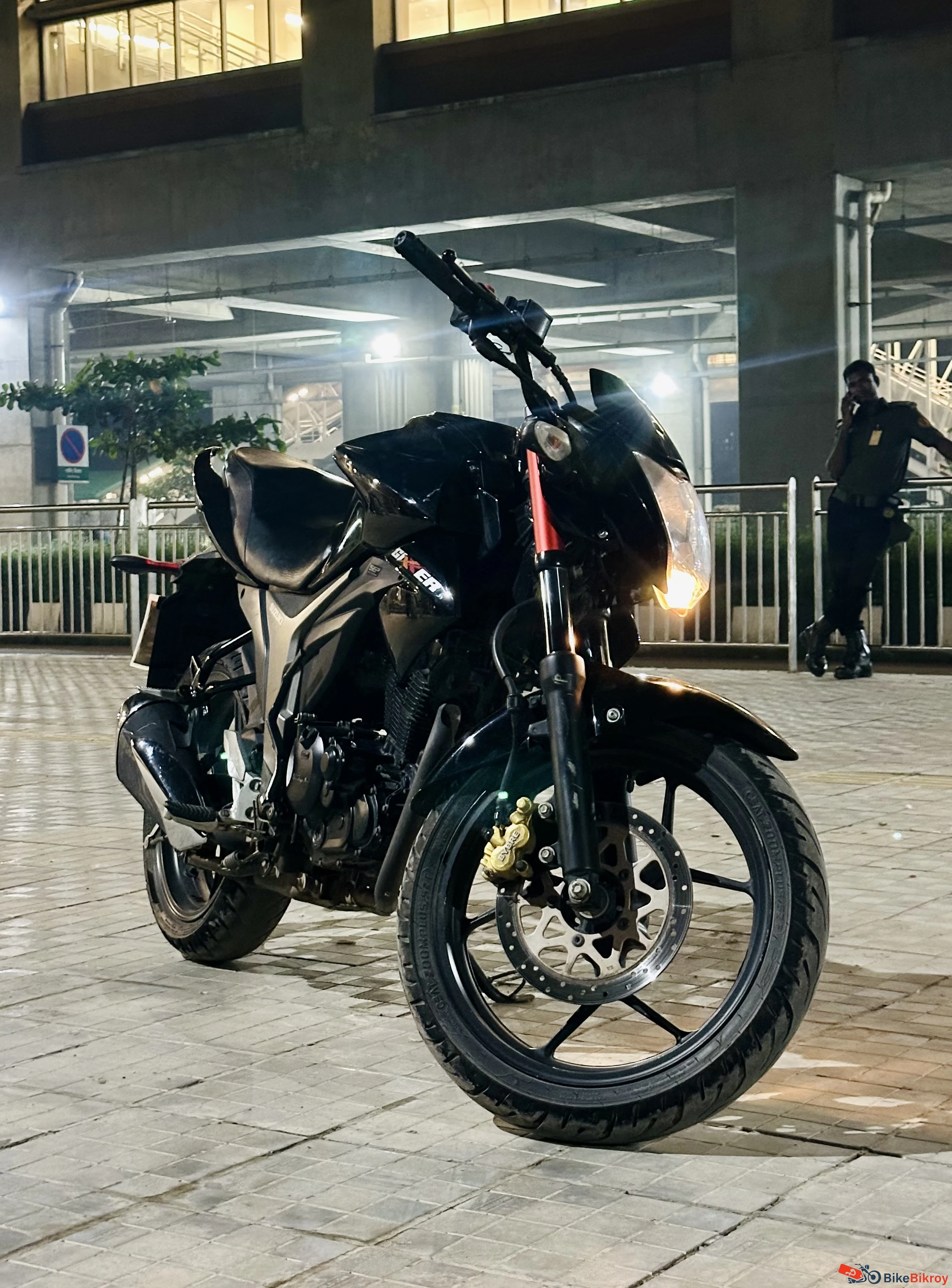 Suzuki Gixxer Monotone